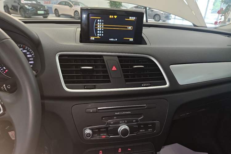 Used Audi Q3 2018 30 TFSI Fashion Edition Collector's Version
