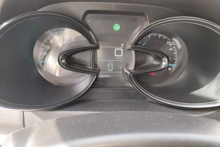 Used Dongfeng Aeolus AX7 2016 1.4T Manual Zhuyue Model