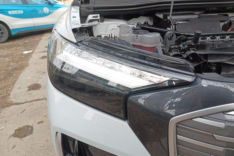 Used Audi Q4 e-tron 2023 40 e-tron Boundary Edition Right Front Headlight