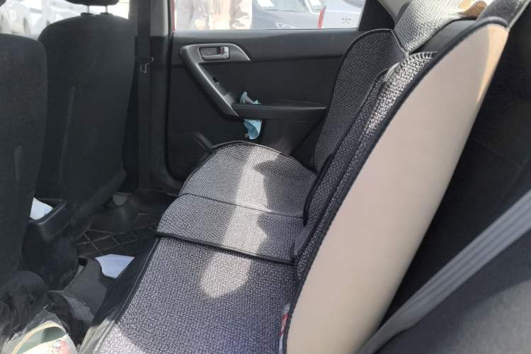 Used Kia Forte 2011 1.6L MT GL
