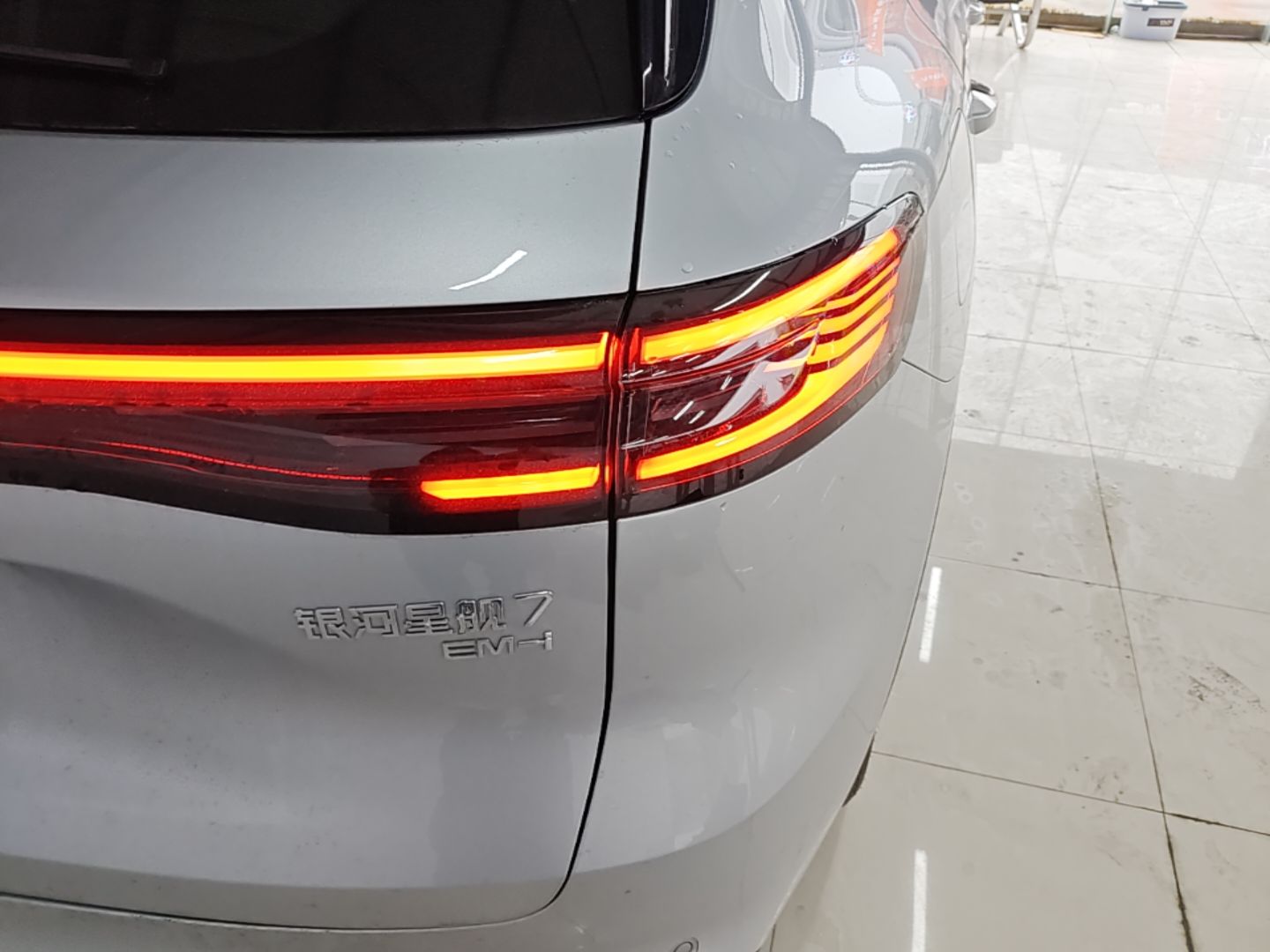 Geely Galaxy Xingjian 7 EM-i 2026 Model 135km Starship Version — снимка 9