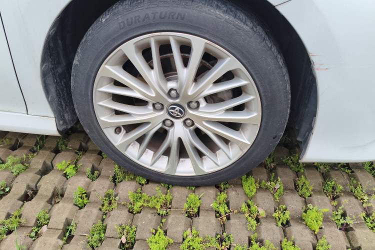 Used Toyota Camry 2019 2.5G Luxury Edition China VI Standard Right Front Wheel Hub