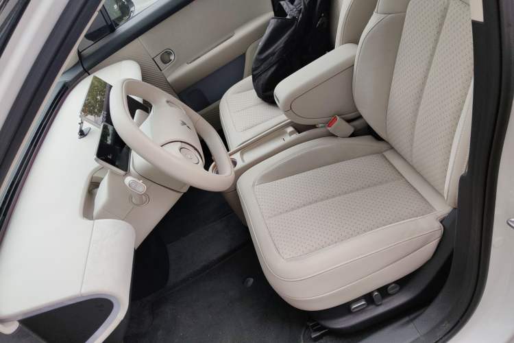 Used firefly 2025 Illuminated Edition
