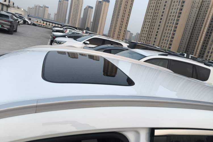 Used Geely Auto Coolray 2023 1.5T DCT Platinum Edition
