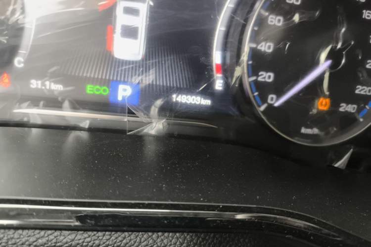 Used GAC Trumpchi M8 2018 320T Luxury Edition Odometer Close Up