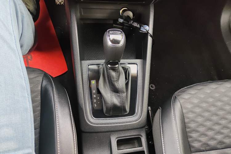 Used Skoda Kamiq 2020 1.5L Automatic Comfort Edition
