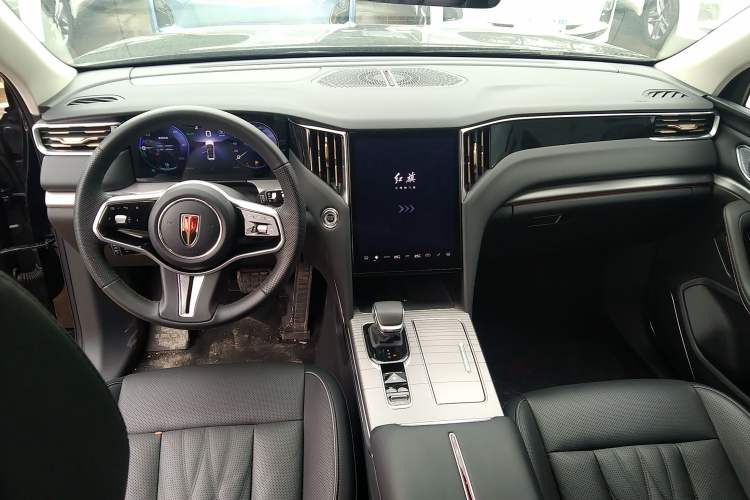 Used Hongqi HS7 PHEV 2024 2.0T PHEV Four-Wheel Drive Flagship Edition 6 Seats Center Console