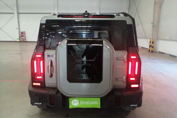 Used JETOUR Traveler 2023 1.5T Two-Wheel Drive Discovery PRO