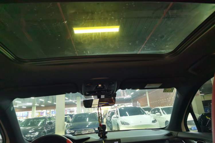 Used Lynk & Co 06 2020 1.5T JinPro model Headliner