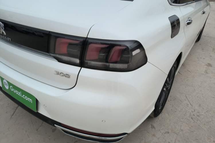 Used Peugeot 308 2016 1.6L Automatic Luxury Edition
