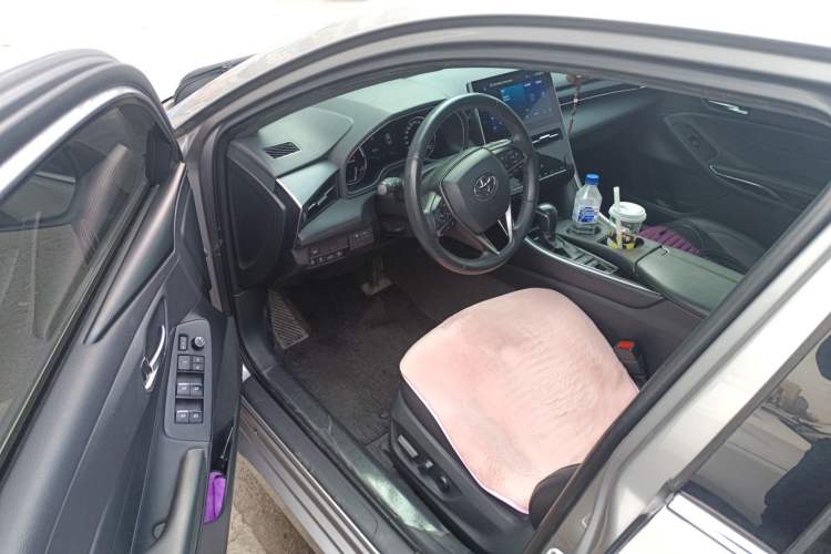 Used Toyota Avalon 2022 Dual-Engine 2.5L Luxury Edition