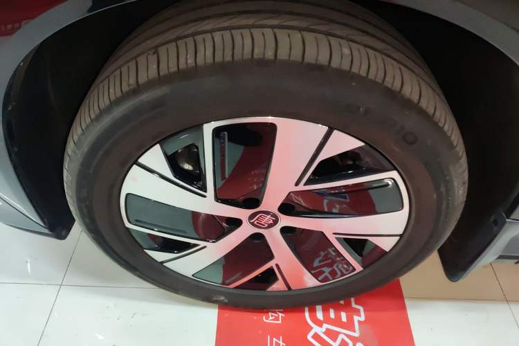 Used BYD Tang L 2025 DM 215KM LiDAR Flagship Model