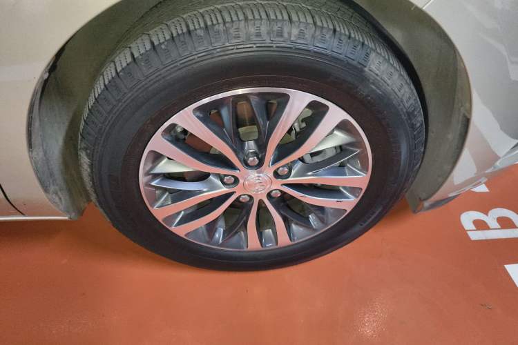 Used Buick GL8 2020 ES Land Cruiser 653T Comfort Edition