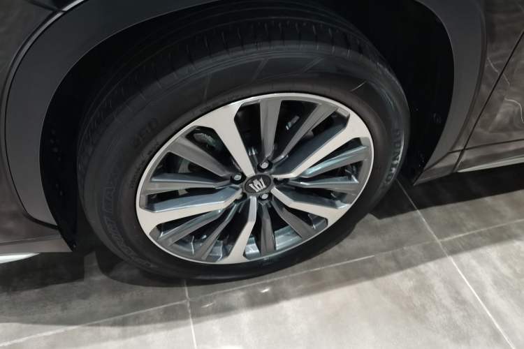 Used Toyota Crown Kluger 2024 2.5L HEV Four-Wheel Drive Premium Edition
