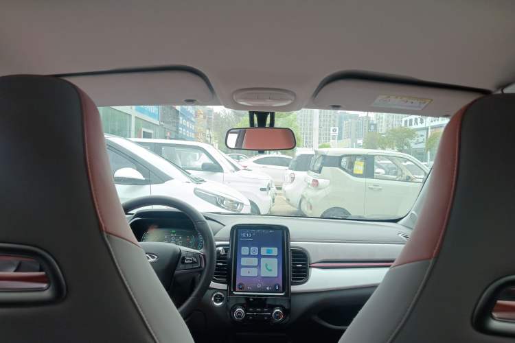 Used Chery QQ Little Ant 2022 Restyled Version Sweet Pink Edition Half-Sugar Version 28.8 kWh 30 kW 301 km Headliner