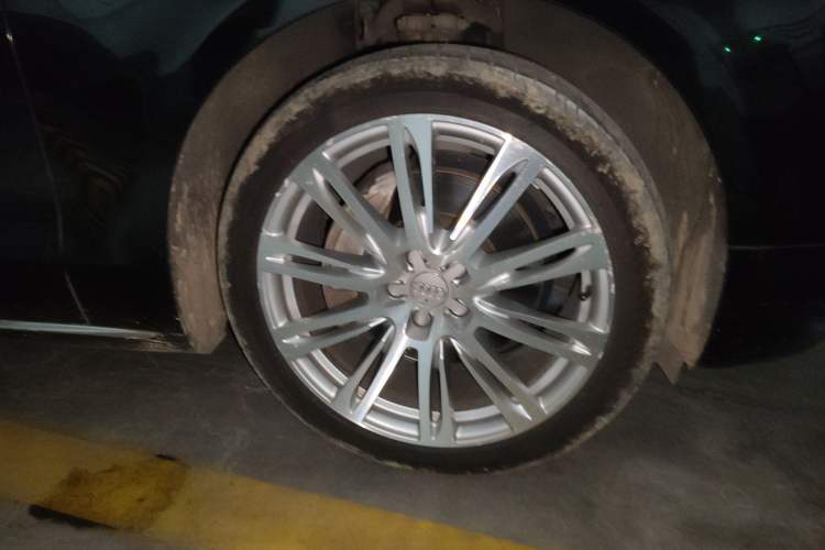 Used Audi A8 2013 A8L 30 FSI Comfort Model