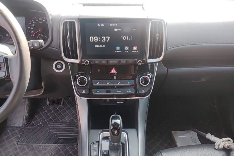 Used Hyundai ix35 2019 2.0L Automatic 2WD Zhiyong·Changxiang Edition China V Standard

