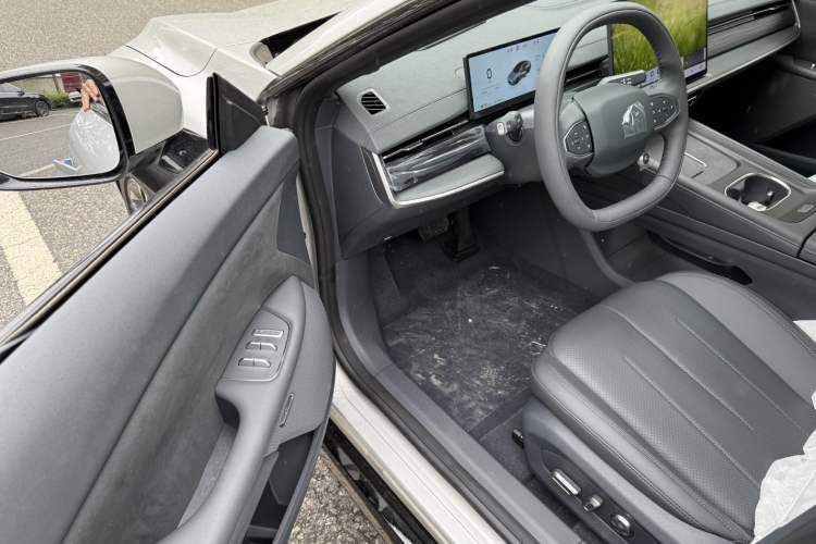 Used Dongfeng eπ eπ007 2026 Model 007+ Pure-Electric 650 Ultra+ LiDAR Edition Driver Seat