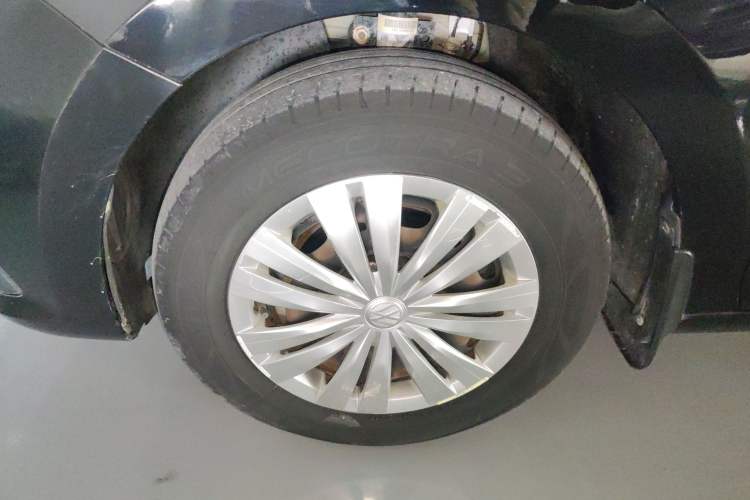 Used Volkswagen Santana 2018 1.5L Manual Fashion Edition Exterior 4