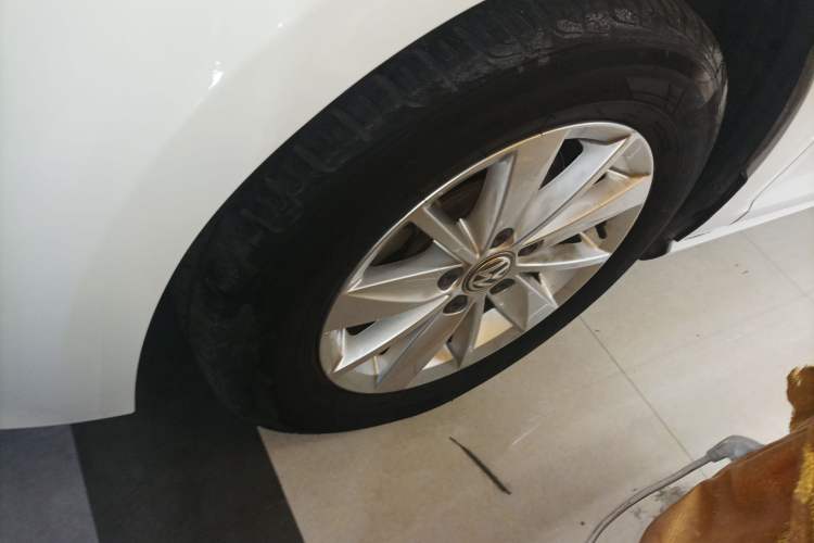 Used Volkswagen Golf 2016 1.6L Automatic Fashion Model