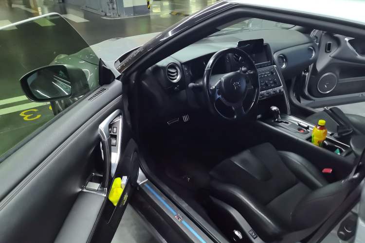 Used Nissan GT-R 2009 Base Model