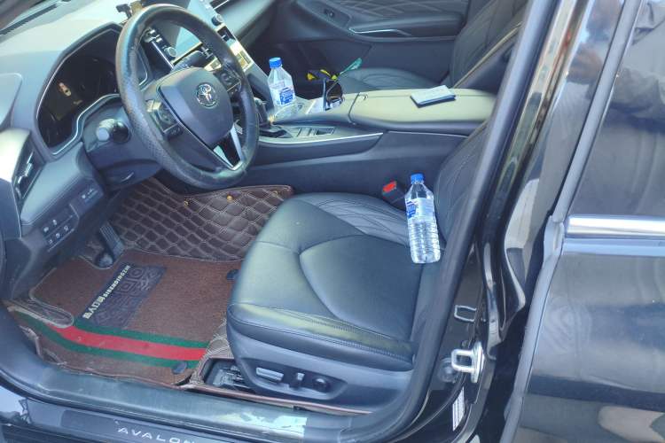Used Toyota Avalon 2019 2.5L Touring Premium Version China VI Standard