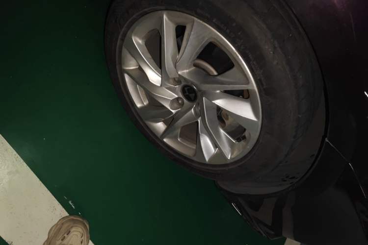 Used DS 5LS 2015 1.6T Comfort Edition THP160