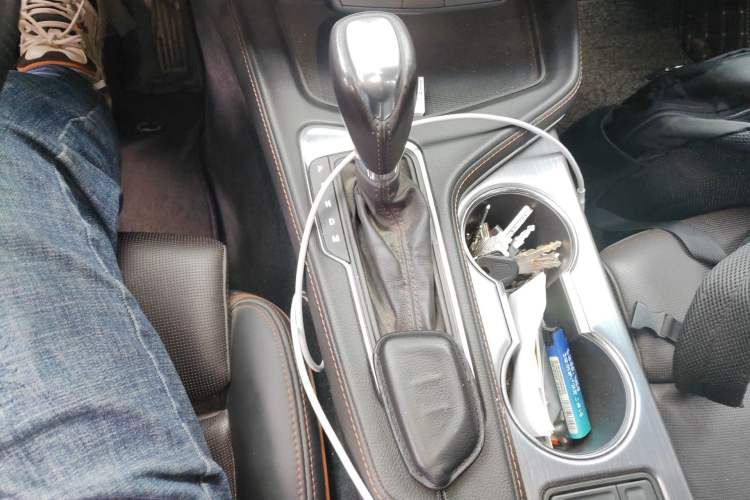 Used Cadillac CT4 2020 28T Elite Edition Gear Lever