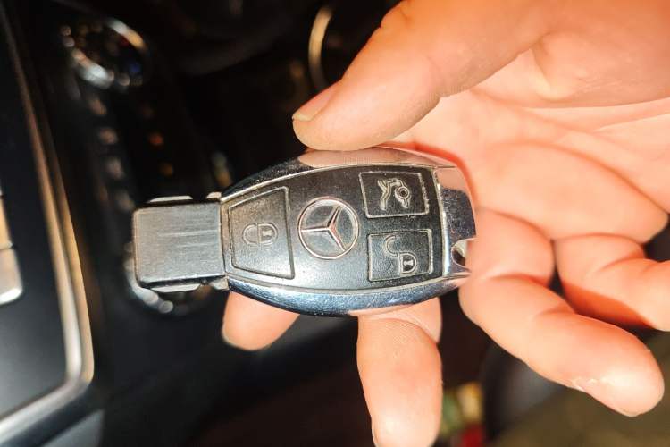 Used Mercedes-Benz M-Class 2014 ML 320 4MATIC