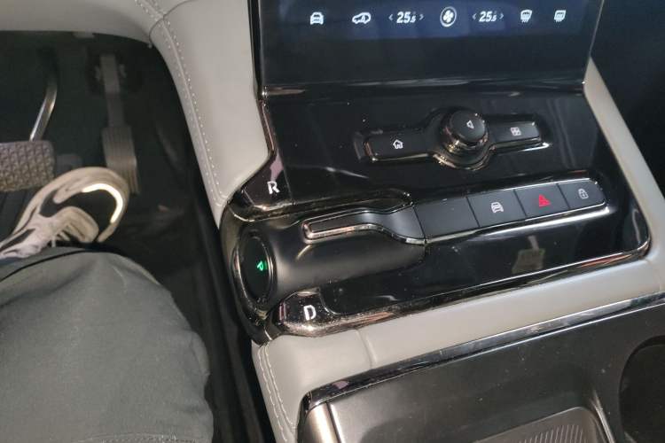 Used Nio ES8 2020 580 km Range Signature Edition Six-Seater Version
