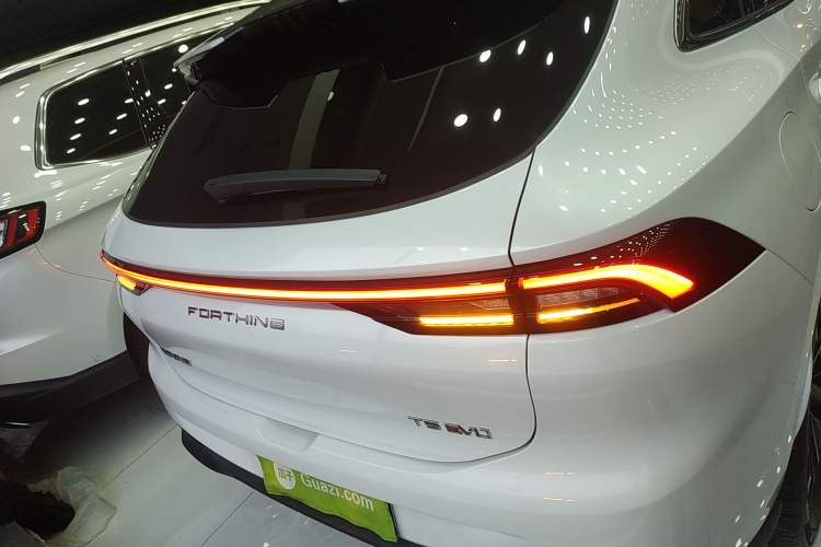 Used FORTHING T5 2022 Shengshi Version 1.5T Automatic - Yuanmeng Edition 5 Seats