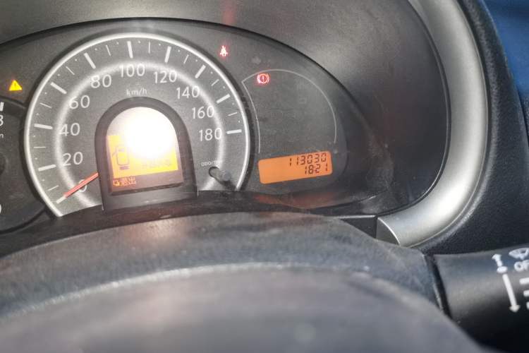 Used Nissan March 2010 1.5L Manual E-Xuan Edition Odometer Close Up