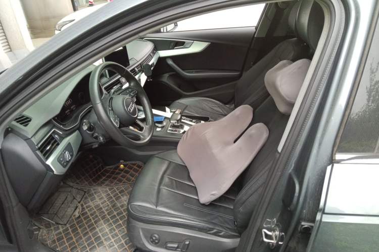 Used Audi A4L 2018 30th Anniversary Edition 40 TFSI Fashion Model Left Front Seat