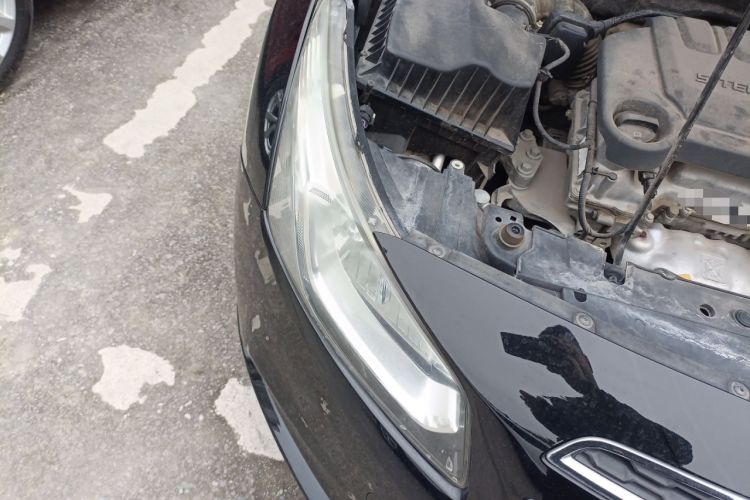 Used Chevrolet Cruze 2015 1.5L Classic SL MT Right Front Headlight