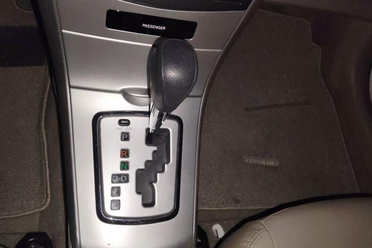 Used Toyota Corolla 2013 Special Edition 1.6L Automatic GL Cool Model
