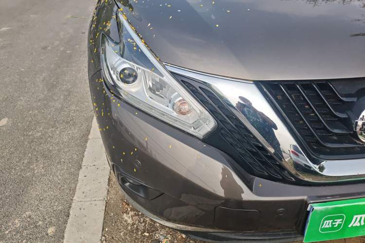 Used Nissan Murano 2017 2.5L XL Two-Wheel Drive Smart Edition Right Front Headlight