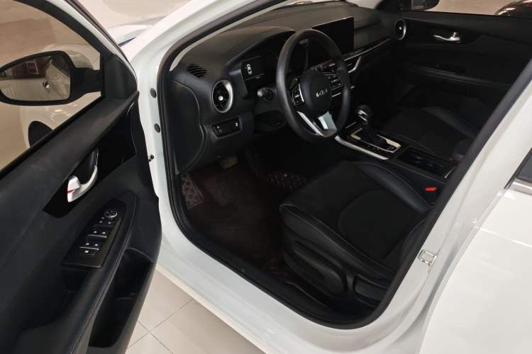 Used Kia K3 2021 Revised 1.5L CVT Fashion Edition