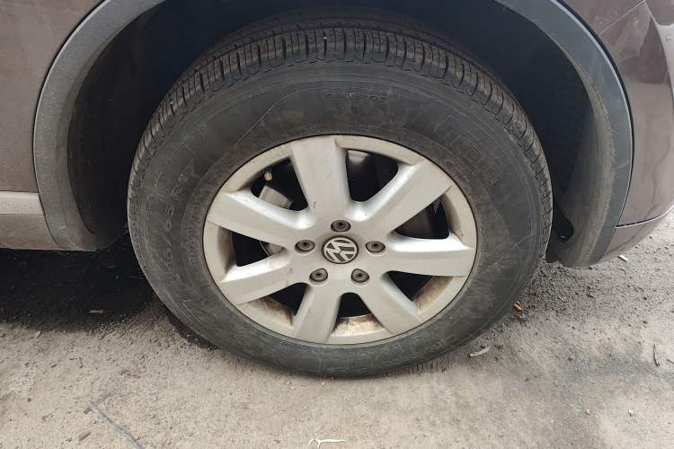 Used Volkswagen Touareg 2014 3.0 TSI New Edition