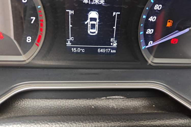 Used CHANGAN OSHAN X7 2020 1.5T Automatic Prestige Edition Odometer Close Up