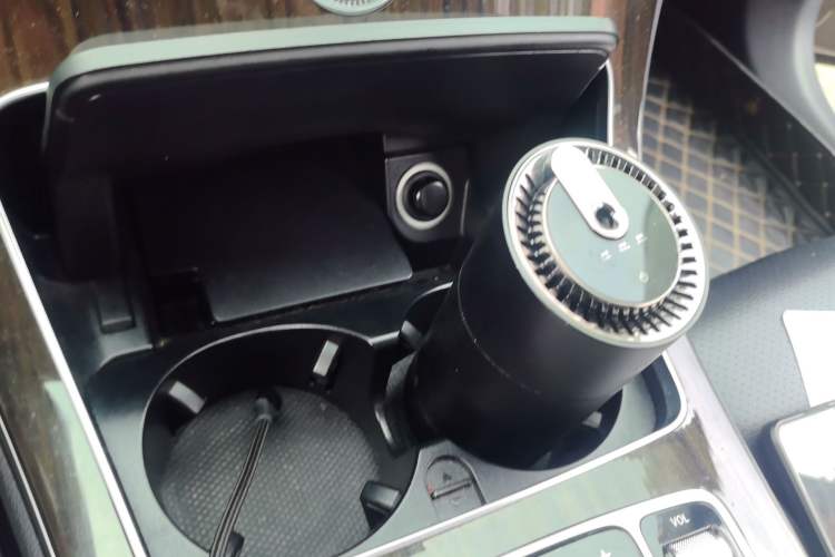 Used Mercedes-Benz C-Class 2018 C 180 L Fashion Model