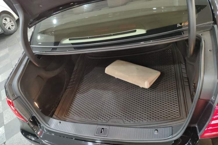 Used Mercedes-Benz E-Class 2015 E 200 L Sport Edition