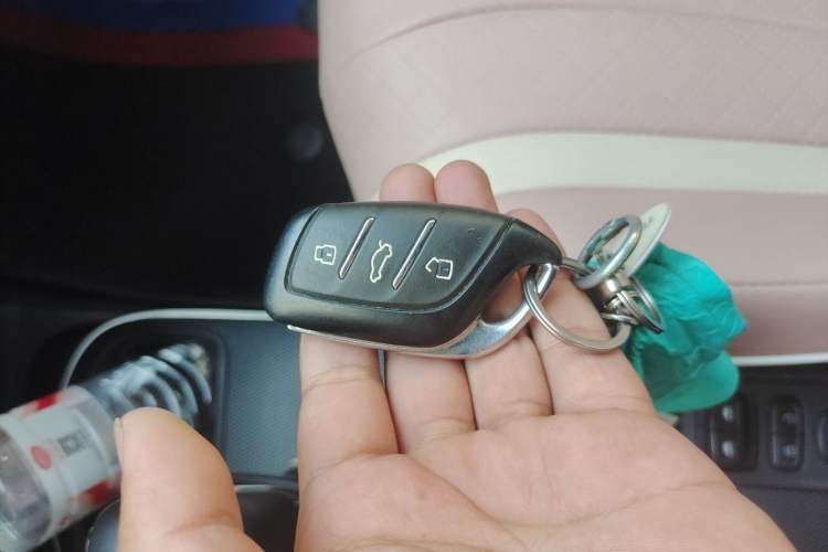 Used Roewe Clever 2022 311km QiQi BoBo Edition Vehicle Key