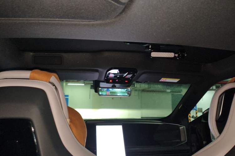 Used HiPhi Y 2023 560 km Pioneer Edition