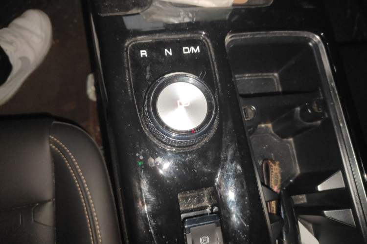 Used Haval DARGO 2021 1.5T DCT Two-Wheel Drive Border Collie - Wangcai Edition Gear Lever