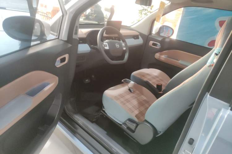 Used Chery QQ Ice Cream 2025 205km Qi Energy Version
