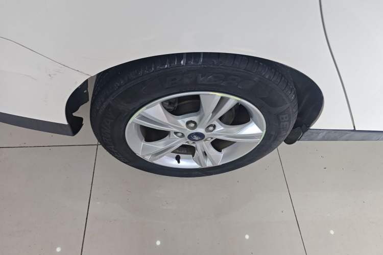 Used Ford Focus 2017 Sedan 1.6L Automatic Comfort Plus SmartDrive Edition