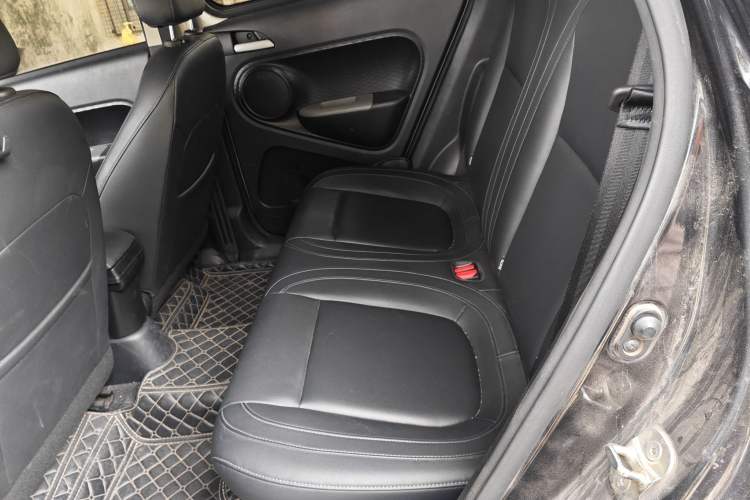 Used ORA Black Cat 2021 351 km Standard Version Left Rear Seat