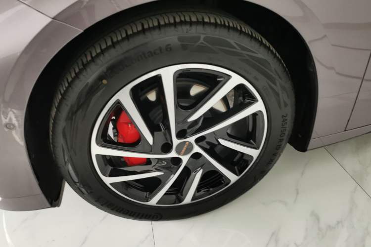 Used EXEED Star Era ES 2025 Extended-Range Max Urban Assisted Driving Left Front Wheel Hub