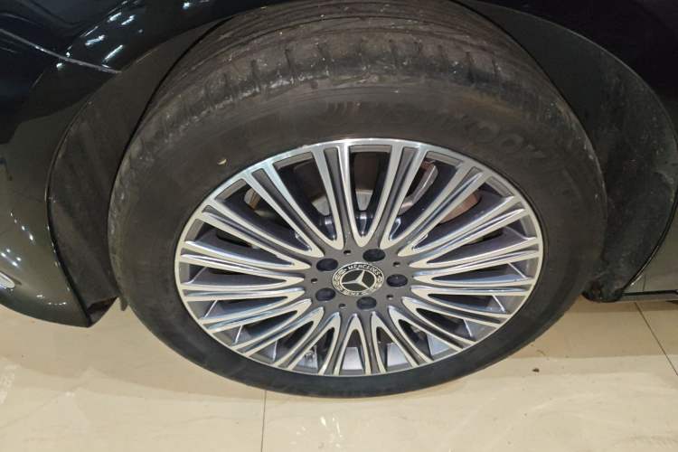 Used Mercedes-Benz E-Class 2021 Facelift E 300 L Stylish Edition