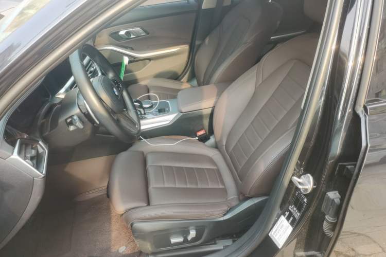 Used BMW 3 Series 2021 325i M Sport Night Edition package
